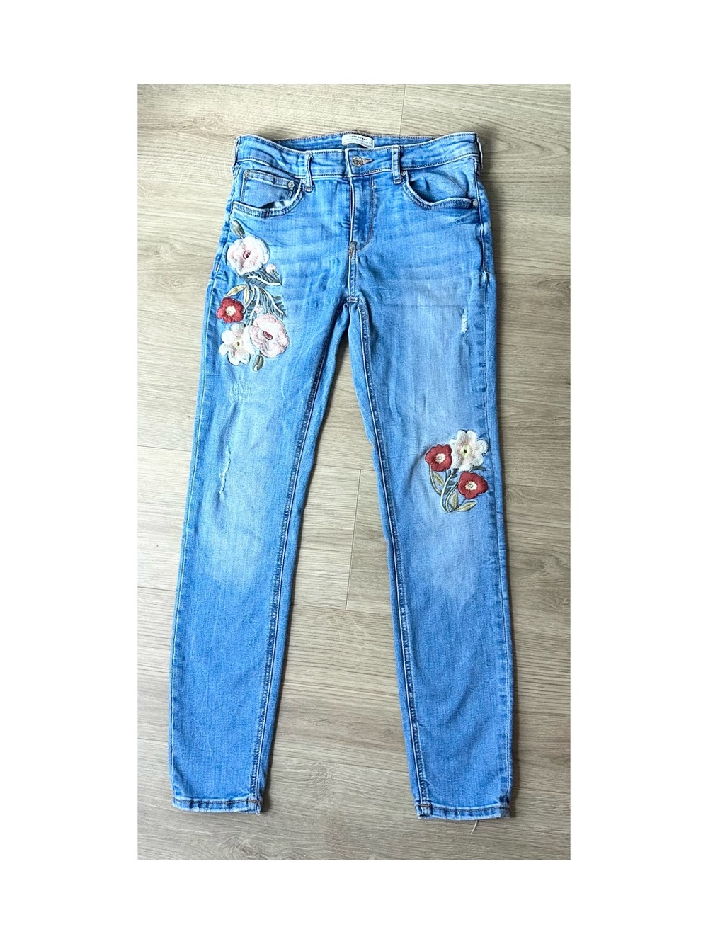 Zara Light Blue Skinny Jeans with Floral Embroidery